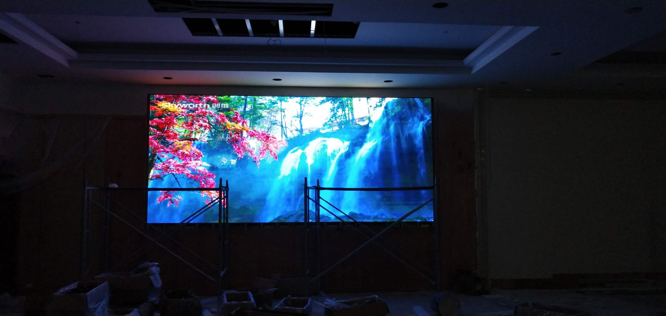 江苏南京室内p4 两块10平方酒店LED显示屏